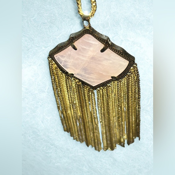 Kendra Scott Long Rose Quartz Statement Pendant Necklace NWT Gold Tone - Picture 2 of 6